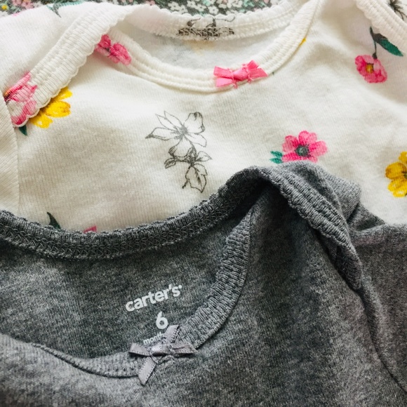 ✨Carter’s 6 Piece 6 Month Old Onesie Set - Picture 5 of 5